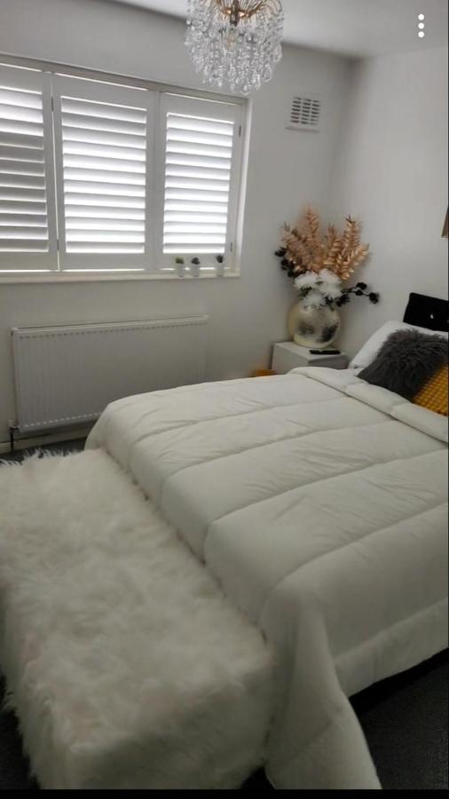 Private Luxurious Space Базилдън Екстериор снимка