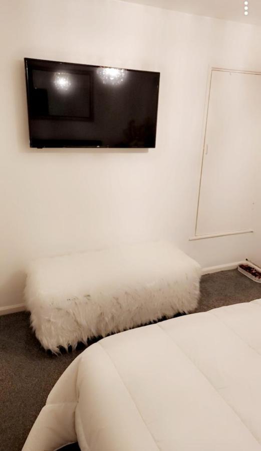 Private Luxurious Space Базилдън Екстериор снимка